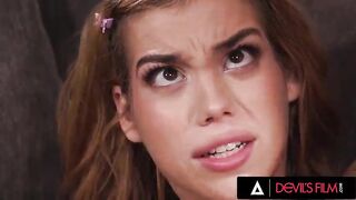Hot Beauty Lets Out Huge Squirts During Hardcore Banging