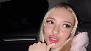 Enjoyable golden-haired on the highway. Sex in car