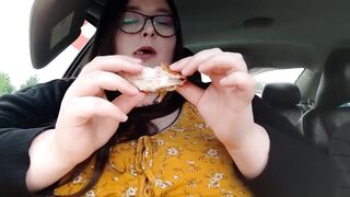 Ssbbw BBW indulges in kfc finger licking