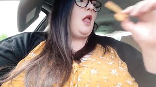 Ssbbw BBW indulges in kfc finger licking