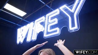WIFEY Beautiful Hotwife Lo Lacey Gets Double Vaginal Penetration and Spit-Roasted