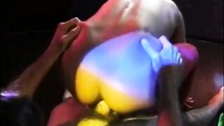 Hot ass chick trio dildoing each others snatch and gets screwed by rod on stage