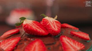 Cake Porn: a Queer Foodplay Adventure