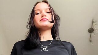 Lustful stranger from the tennis court craves me to fuck her without a rod-sock and finish in her mouth