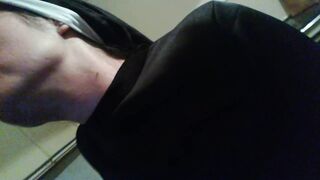 Homemade Sextape, wife on kitchen table