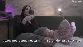 Porn story - Gal in latex gloves screwed a stud with a belt-on and vagina (Russian, femdom,cunnilingus, pegging)