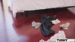 TUSHY Karla And Arya ass fucked in 3-some