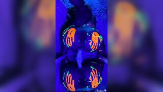 Cum to the Ruelynn dildo fucking glow party