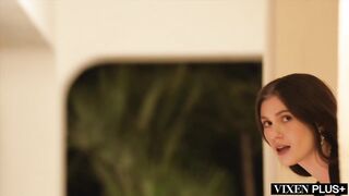 VIXENPLUS Insatiable Babe Milan Is Obsessed With Anal
