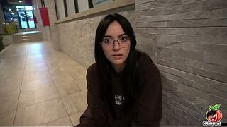 She didn't know she was intend to end up covered in semen