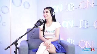 Petite SaraTaylor cums screaming with the Sybian buried in her booty during the time that this hottie masturbates nonstop!