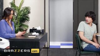 Substitute Teacher Desiree Dulce Catches Ricky Spanish