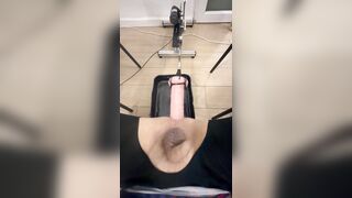 Tirando o estresse do dia com meu vibrador