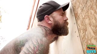 TRAILERTRASHBOYS DILF Bear Jack Dixon Makes Beaux Morgan Endure His Obese Wang