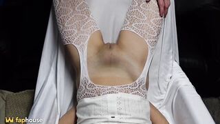 MILF Snatch Stretched by two Hands Fisting and Squirting Amateur Homemade