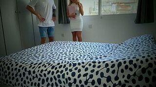 Private negotiation: the apartment voyage ends in the bedroom