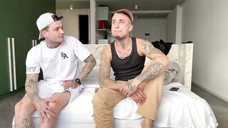 My straight friend invited me to his house.