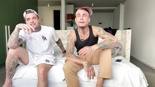 My straight friend invited me to his house.