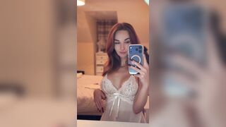 Bedroom Flash - Ella Faith