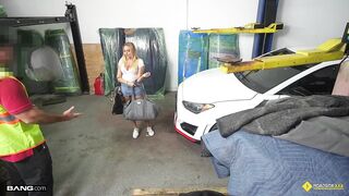 Curvy Alexis Rae's Gritty Garage Bang