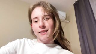 sweetmilapixie watching her twat have completely wet
