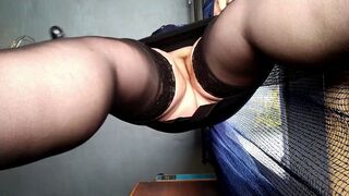 Stepmother screws herself intensely with a vibrator