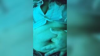 See my cum in my stomach button