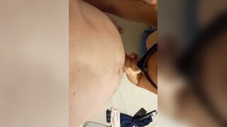 Me con una rica mamada. Corrida en la boca