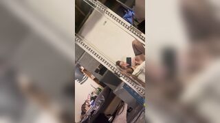 STRETCHING MY TIGHT VAGINA HMMM…