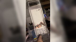 STRETCHING MY TIGHT VAGINA HMMM…