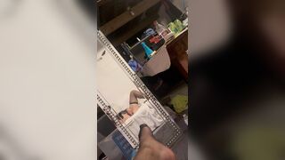 STRETCHING MY TIGHT VAGINA HMMM…