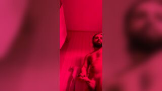 ??RED-ROOM MORNING WOOD ? I need a priceless oral job