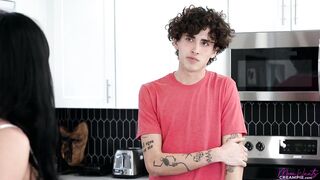 Stepsons sexual services - s4:e7