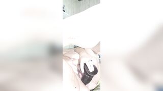 Big Obese Honey Legs Spread Wide Big Black Cock Cums for a Ride