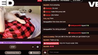 LOUDEST QUEEFING DOGGYSTYLE WEB CAMERA AMATEUR COUPLE