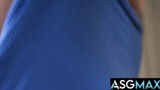 ASGMAX - Rock hard Muscle Hunk Gives Personal Trainer Full Body Massage & Deep Dicking