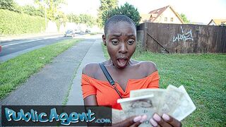Public Agent Ebony model Zaawaadi taken into the woods for hard outdoor banging