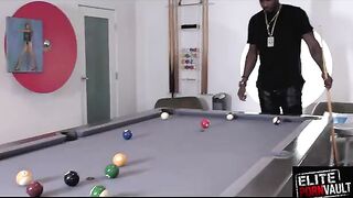 Big ass black porn star Taylor Jones loves bouncing her butt ON BBC