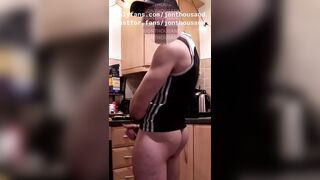 Str8 roommate cums on my food