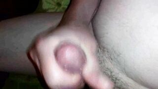 Masturbe (394) with one testicle