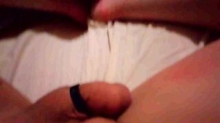Masturbe (312) with one testicle