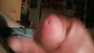Masturbe (42) with one testicle