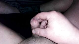 Masturbe (274) with one testicle