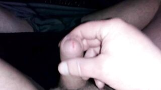Masturbe (274) with one testicle