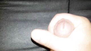 Masturbe (272) with one testicle