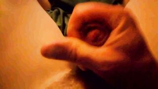 Masturbe (406) with one testicle