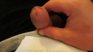 Masturbe (287) with one testicle