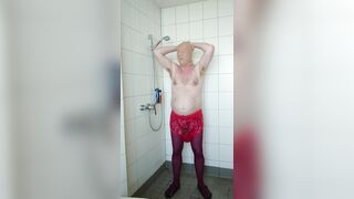Pantyhose and incontinence trousers in the shower