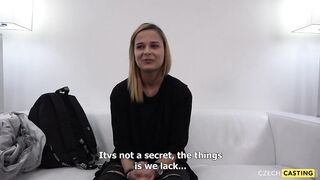 Gorgeous virgin lesbian tries cock for first time!