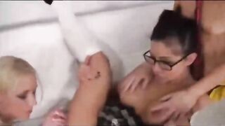 Molly (1-1) Lana Lopez & Mia Presley